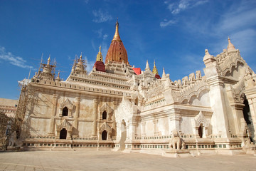 Naklejka premium Ananda Temple in Bagan, Myanmar