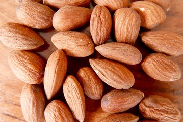 Raw Almonds