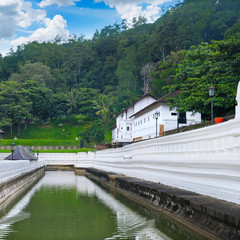 Fototapeta na wymiar Buddhist Temple of Tooth of the Buddha, Kandy Sri Lanka