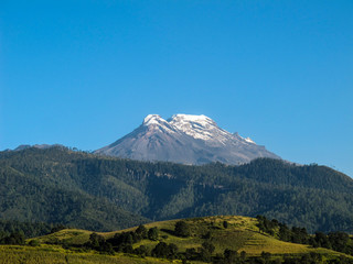 Fototapeta na wymiar Volcan