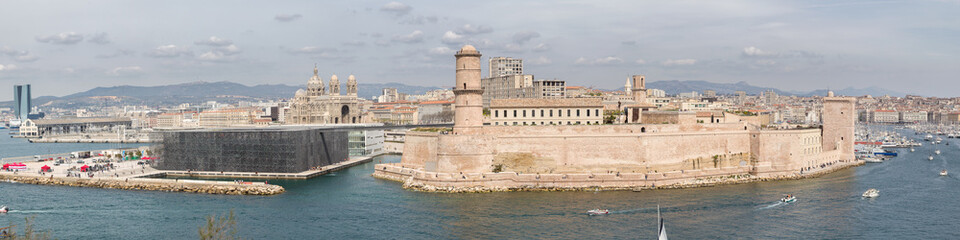 Fototapeta premium The city of Marseille