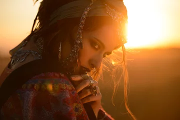 Fotobehang Gypsy wilde schoonheid van zigeuner