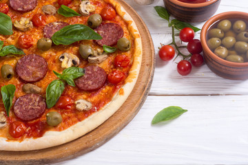 Italian pizza and ingridiend