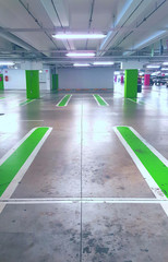 parcheggio per auto vuoto
