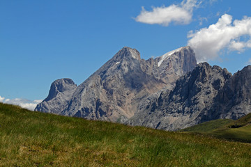 Fototapeta premium Gran Vernel e Marmolada dal Col Bel; Val di Fassa, Trentino