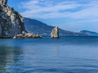 Naklejka premium Sea cliffs in a summer sunny day.