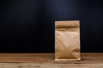 Aluminium foil coffee bag - 169261229