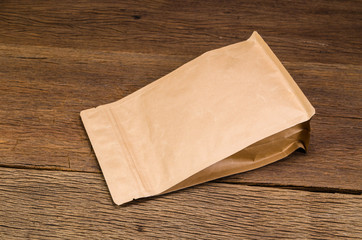Aluminium foil coffee bag - 169261256