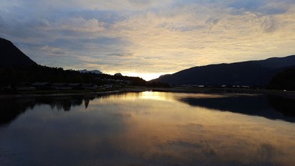 Sonnenuntergang in Andalsnes, Norwegen