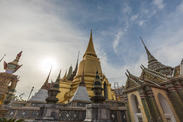Fototapeta premium Wat Phra Kaew, Temple of the Emerald Buddha Wat Phra Kaew is one of Bangkok's most famous tourist sites and it was built in 1782 at Bangkok, Thailand