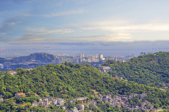 Бразилия. Рио-де-Жанейро. Вид с горы Корковадо.