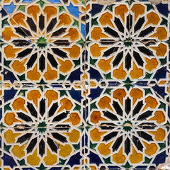 Azulejo, alicatado, cerámica, Sevilla (España)