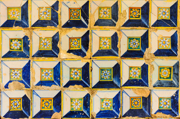 Panel de azulejos andaluces, cerámica, alicatado, Sevilla (España)