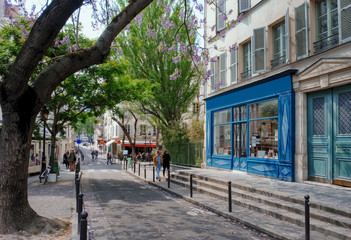 Fototapeta premium Beautiful city street on sunny day