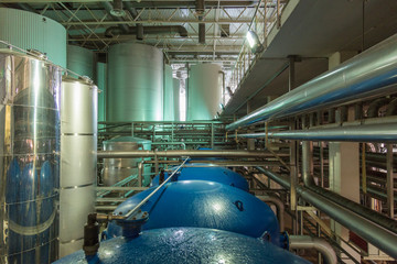 Equipment, industrial tools and machinery for the production of beer in factory shops
