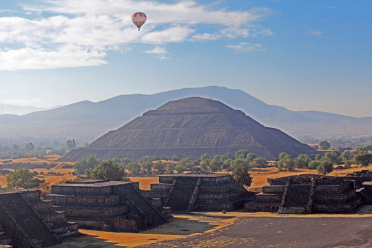 Pyramid of the Sun, Teotihuacan, Mexico 