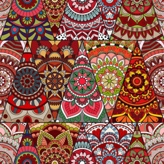 Fototapeta premium Seamless mandalas pattern. Vintage decorative elements with mandala. Hand drawn mandala background. Islam, Arabic mandala, Indian, mandala ottoman motifs. Perfect for printing on fabric or paper.