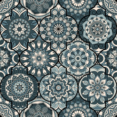 Seamless pattern. Vintage decorative elements. Hand drawn background. Islam, Arabic, Indian, ottoman motifs. Perfect for printing on fabric or paper.