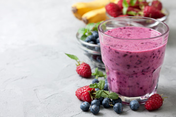 smoothies with blueberries