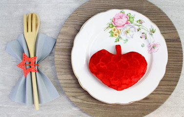 table romantique,st valentin, symbole amoureux