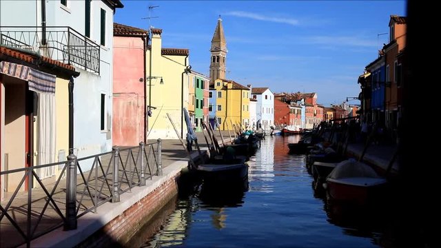 Canal dans Burano