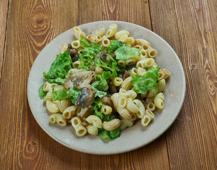 Mushroom Elbow macaroni