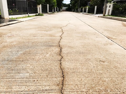 Crack concrete floor