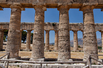 Fototapeta premium view od Temple Greek of Segesta