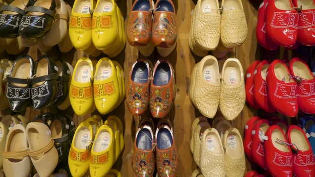 2043_The_display_of_different_designs_of_wooden_shoes.mov