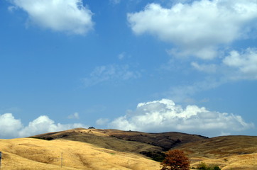 Toskanalandschaft im Spätsommer
