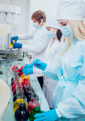 Science technician at work in the laboratory.