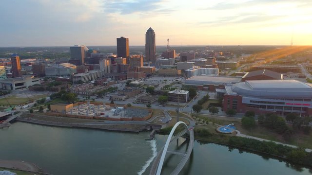 Drone Footage Downtown Des Moines Iowa 4k