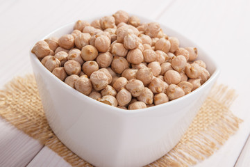 Chickpeas containing zinc and dietary fiber