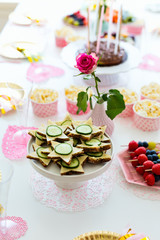 Obraz na płótnie Canvas Snack and dessert table