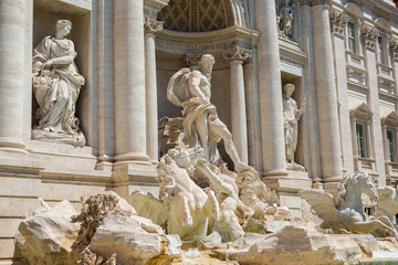 Fototapeta na wymiar Fountain di Trevi in Rome