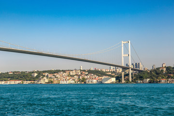 Fototapeta na wymiar Bosporus bridge in Istanbul