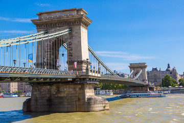 Obraz premium Szechenyi Chain bridge in Budapest
