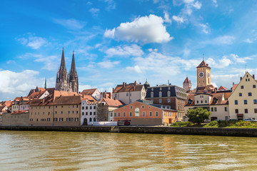 Fototapeta na wymiar Regensburg Cathedral, Germany