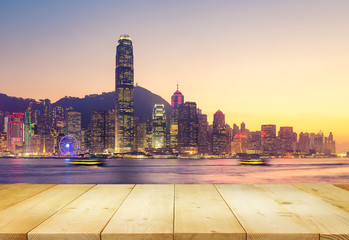 Obraz premium Cityscape and skyline at Victoria Harbour in Hong Kong city at twilight time.