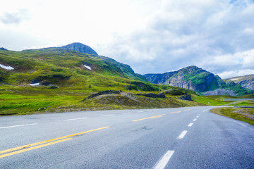 Naklejka premium Summer road conditions in Northern Norway