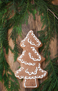 Gingerbread Christmas tree