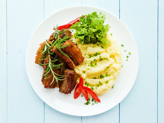 Pork ribs with veggies