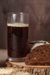 Dark bread kvass