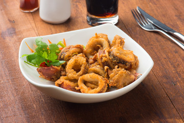 fried calamari , squid rings