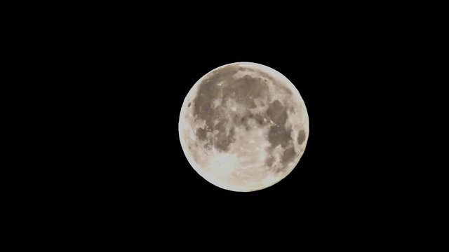 Full Moon – time lapse, detail