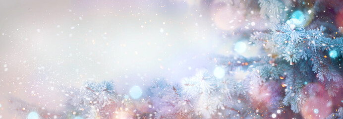 Winterbaum Urlaub Schnee Hintergrund. Schönes Weihnachtsrand-Kunstdesign