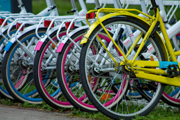 Citybikes lined up next to each other