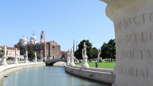 Padova - Prato della Valle e Abbazia di Santa Giustina