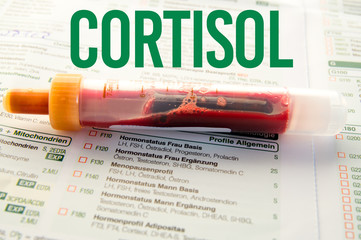Cortisol / Blutprobe auf Laborzettel