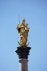 Fototapeta premium Mariensäule auf dem Marienplatz in München
